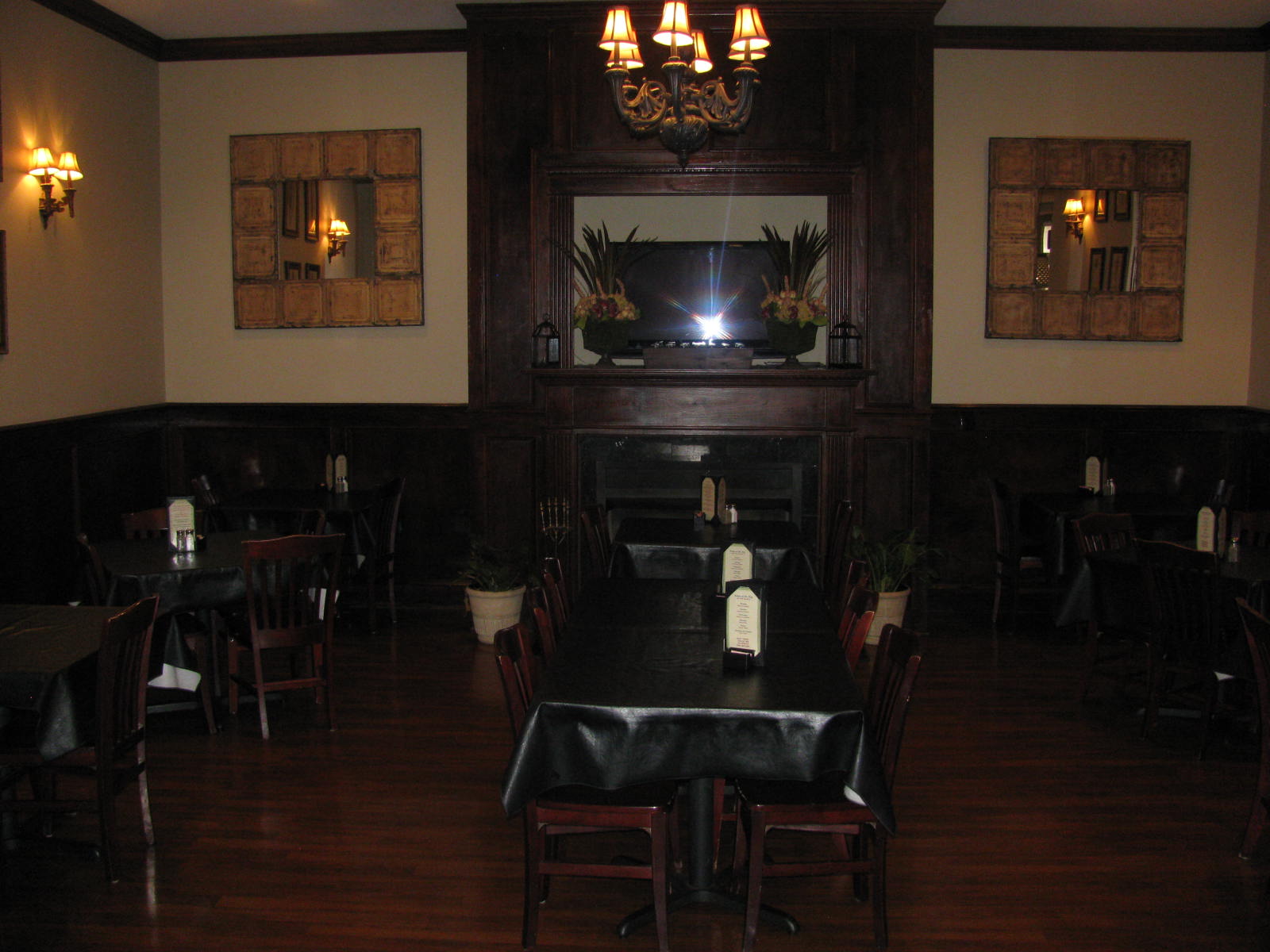27811-Downtown Grill PICS 036.JPG